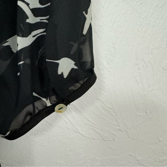 Daniel Rainn Black White Bird Print Sheer Blouse Womens XS Peter Pan Collar Goth - Picture 12 of 12